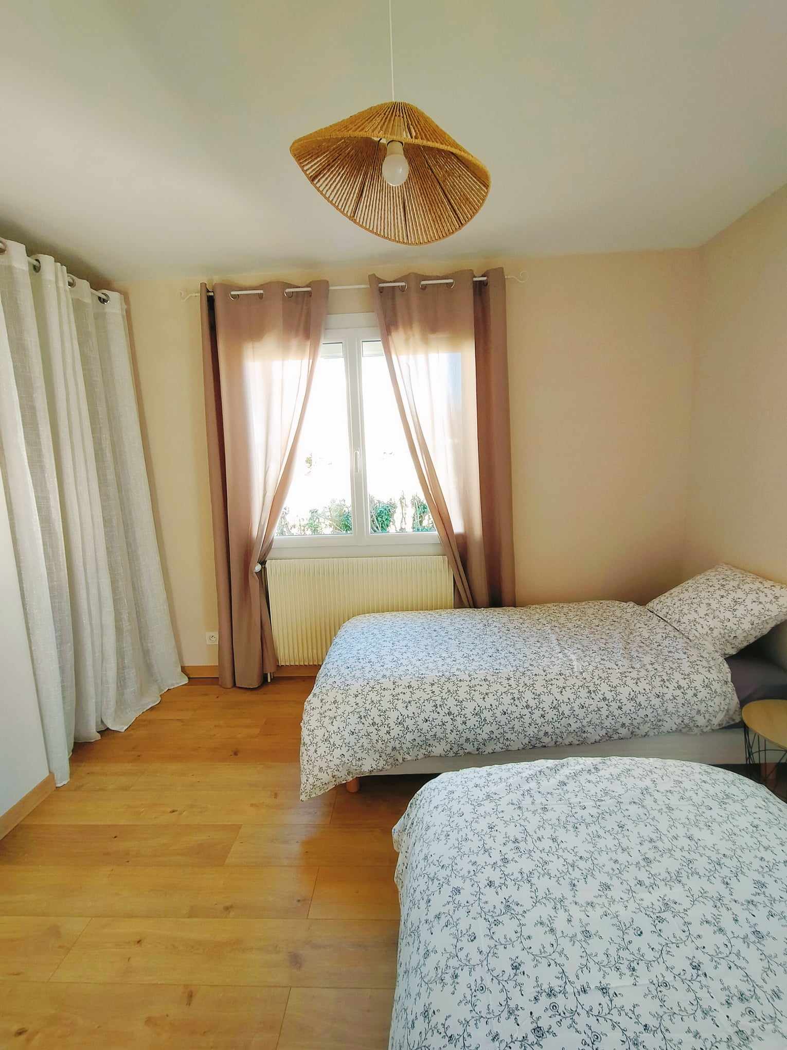 CHAMBRE 2LITS 1