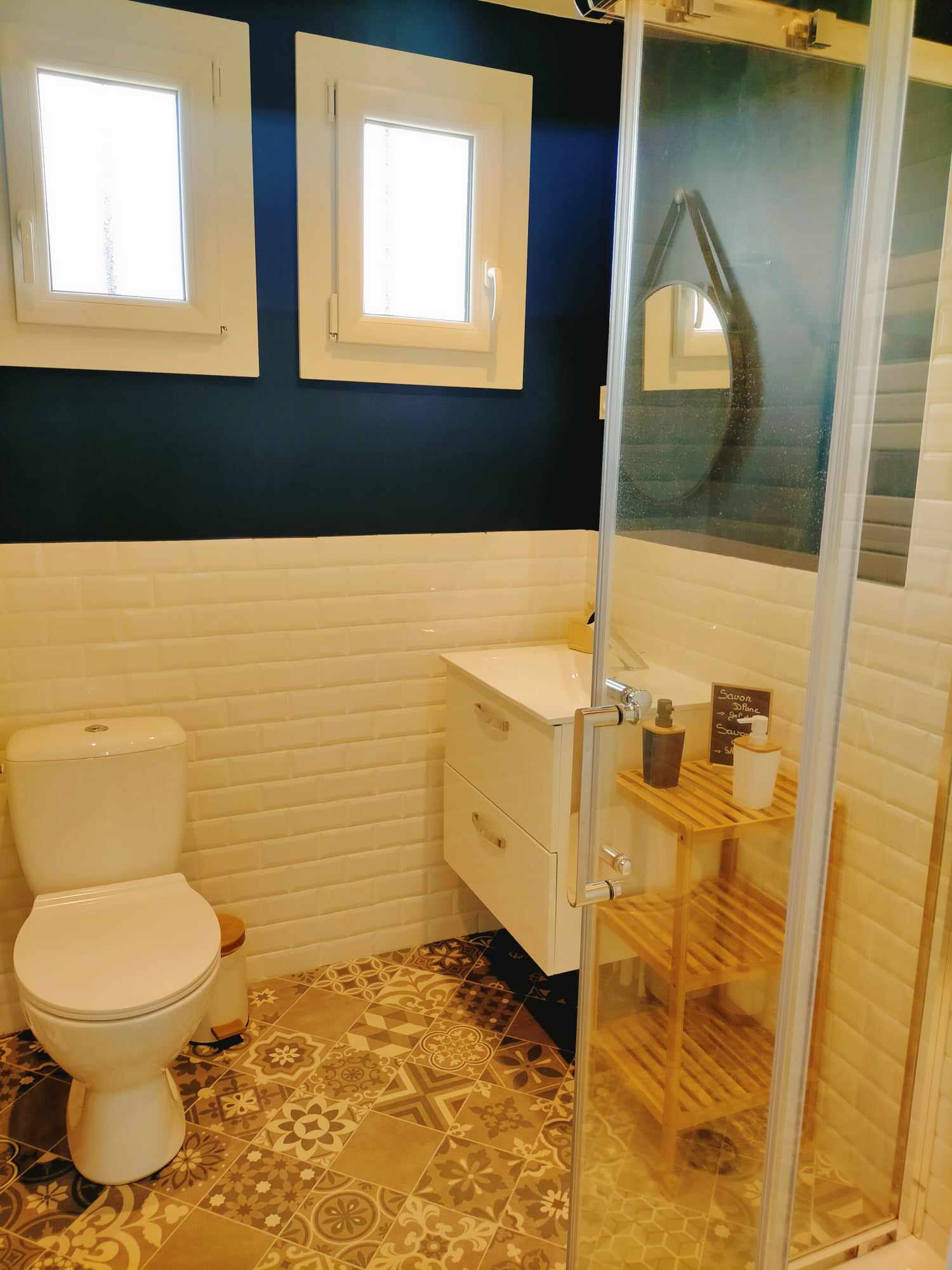 SALLE DE BAIN 1 WC